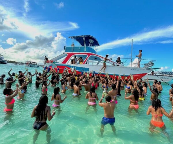 Punta Cana: Private Party Boat